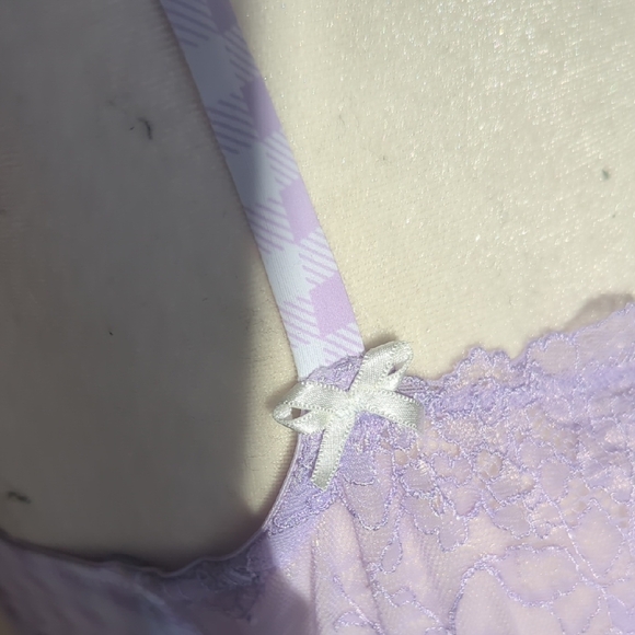 Adore Me Lavender Lace Bra and Panty Set - Picture 7 of 11